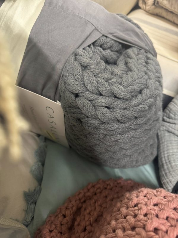 Target bedding pallet liquidation
