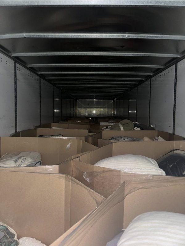 Target bedding pallet liquidation